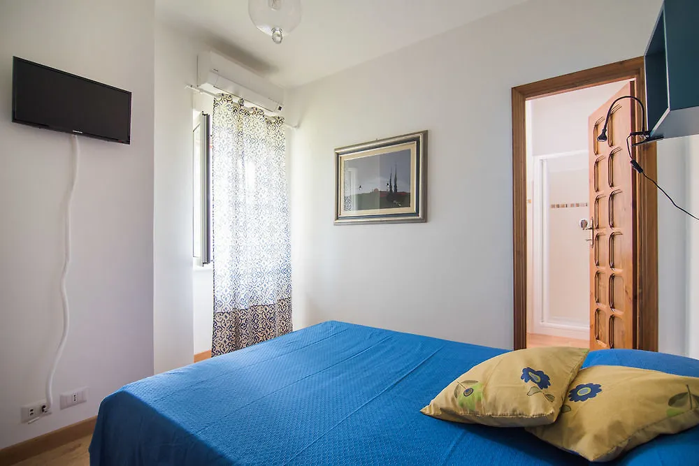 Villa Degli Oleandri Bnb Roma 2*,  Italia