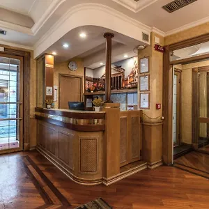 2* Otel Pomezia